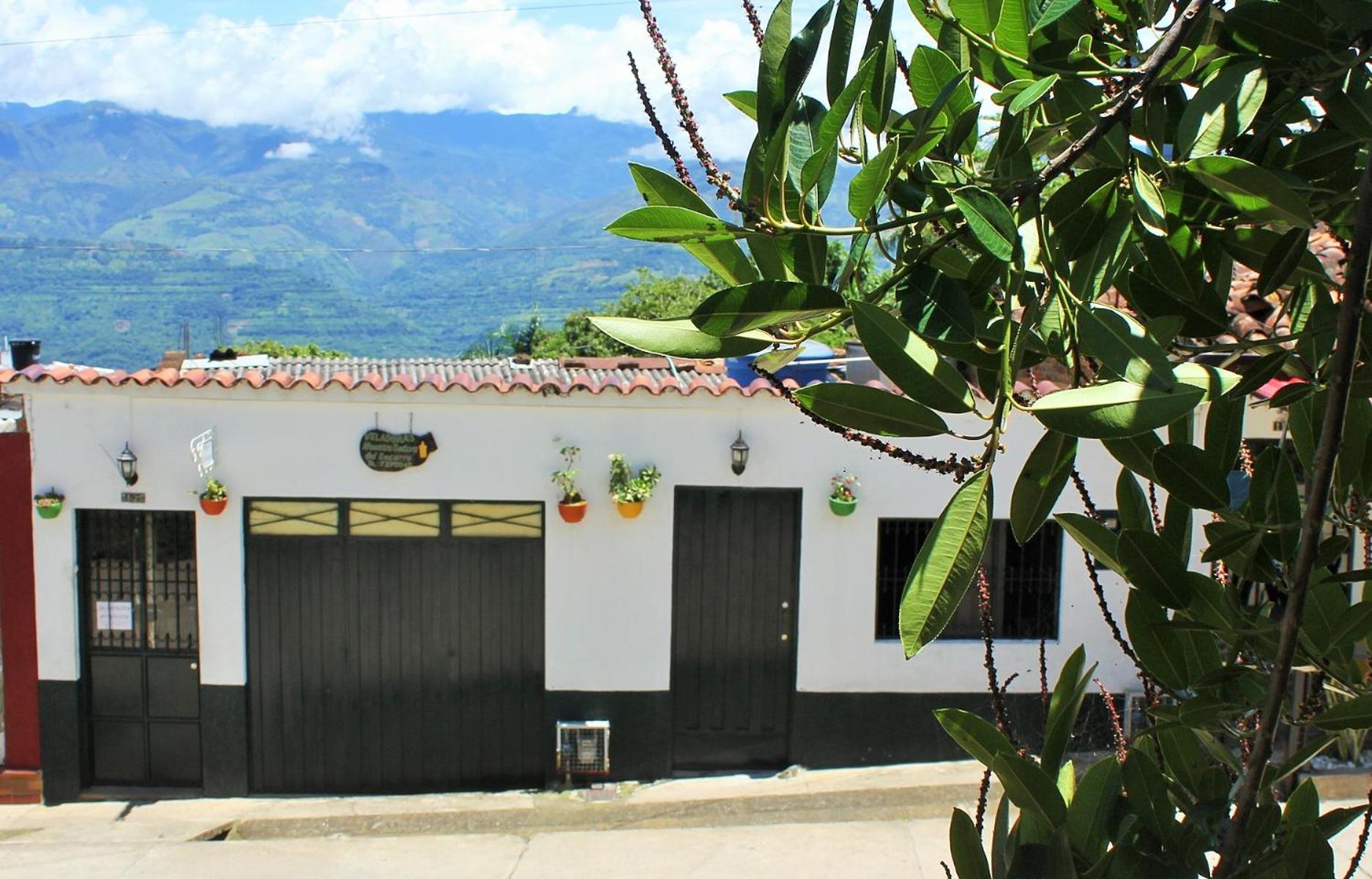 Hospedaje Los Capuchinos Socorro Exterior foto